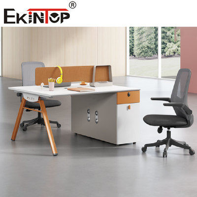 Personel 2-8 Kişilik Çelik Çerçeve İçin Beyaz Masa Üstü Ofis İş İstasyonu