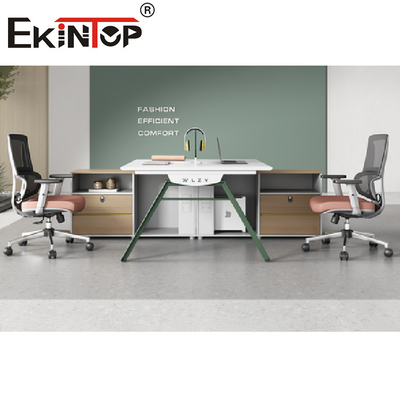 2 4 6 8 Kişilik Ev Ofis İş İstasyonu Masası Ofis Bölmeleri Serbestçe Birleştirildi