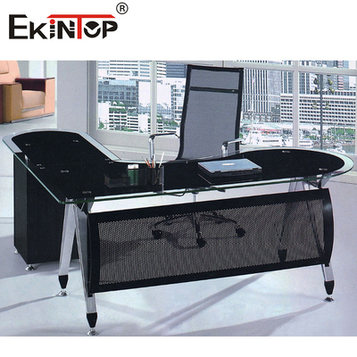 Modern Cam Konferans Ofisi Masası Toplantılar İçin Çağdaş Şıklık