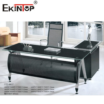 Modern Cam Konferans Ofisi Masası Toplantılar İçin Çağdaş Şıklık
