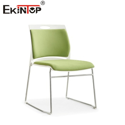 Çalışma için yazma yastığı olan modern stil katlanabilir eğitim sandalyesi