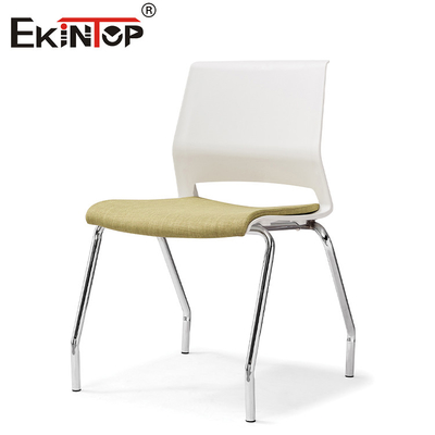 Plastik Sırt Yastığı Metal Bacaklı Sürdürülebilir Eğitim Sandalyesi Minimalist Stil