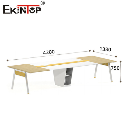 Modern Tarzı Ofis Konferans Masası Ahşap Malzeme Metal Bacaklar Özel