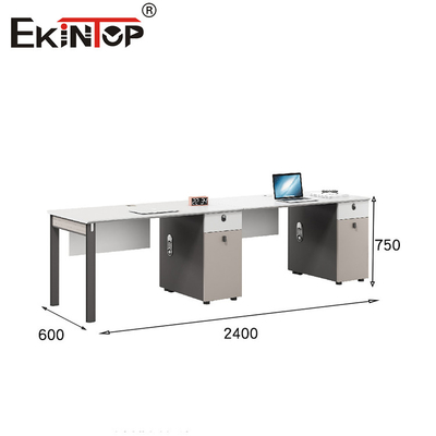 Gizlilik Ekranları ile Modüler Çağdaş Tarzı Çok Koltuklu Ofis Çalışma İstasyonu