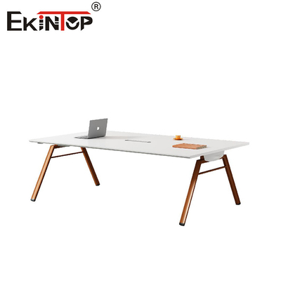 Modern Minimalist Tarzı Metal Bacaklı ve Ahşap Masaüstü Konferans Masası