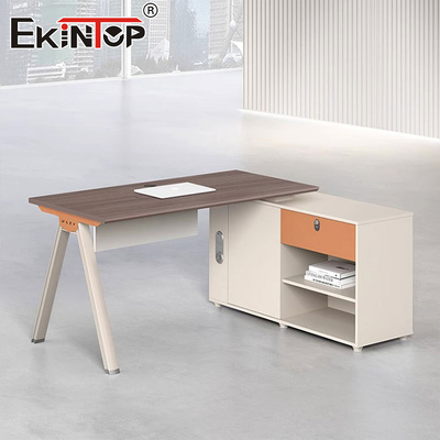 Yüksek Kaliteli Ceviz Rengi Modern Tarzı L Şekilli Ofis Masası