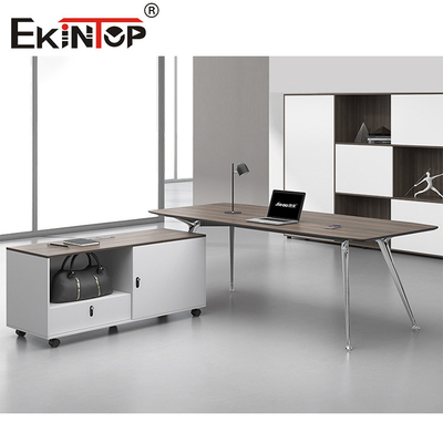 Yüksek Kaliteli Minimalist Tarzı Modern Ofis Masası Özel Yapılmış Masa